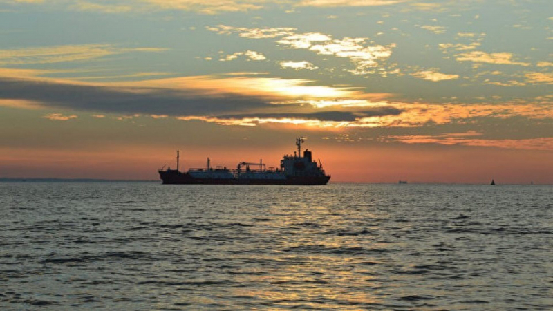 Недалеко от Ливии взорвался танкер с предположительно казахстанской нефтью -  Bloomberg