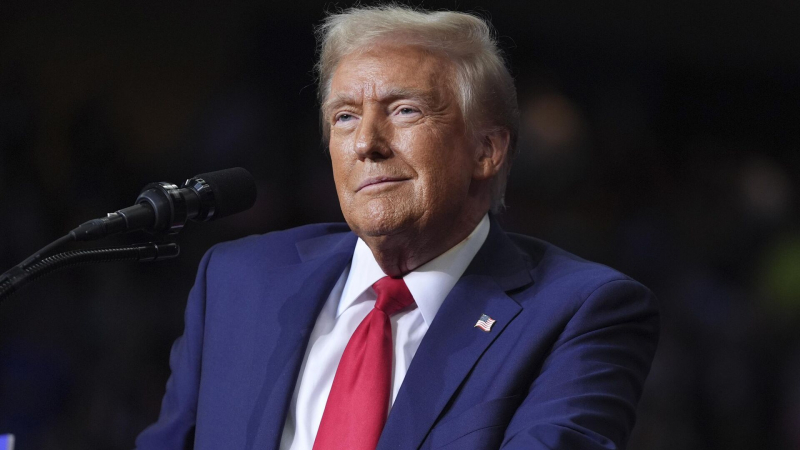 Трамп опроверг сообщения о планах передать Ирану 30 миллиардов долларов