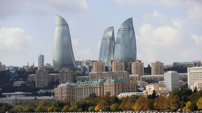В Азербайджане арестовали восемь граждан России