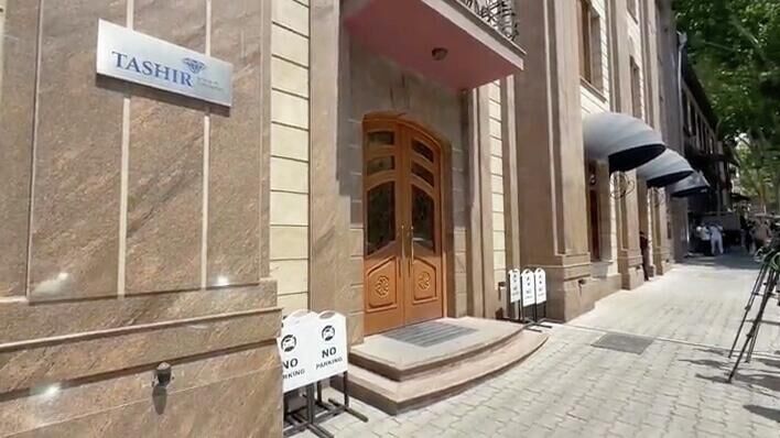 В офисе компании Карапетяна в Ереване проводятся следственные действия